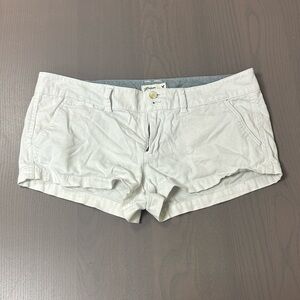 American Eagle Outfitters Women's Light Tan Shorts
